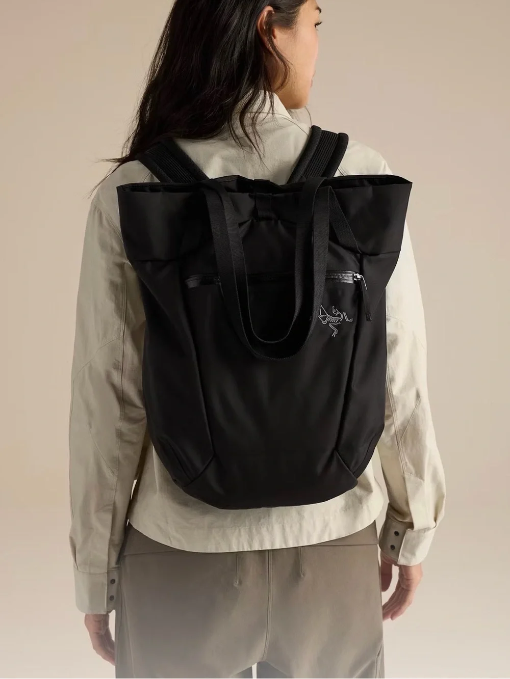Arc'teryx Axios 20 Tote Convertible 2-in-1 tote